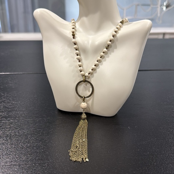 Statement Necklace - Picture 2 of 9